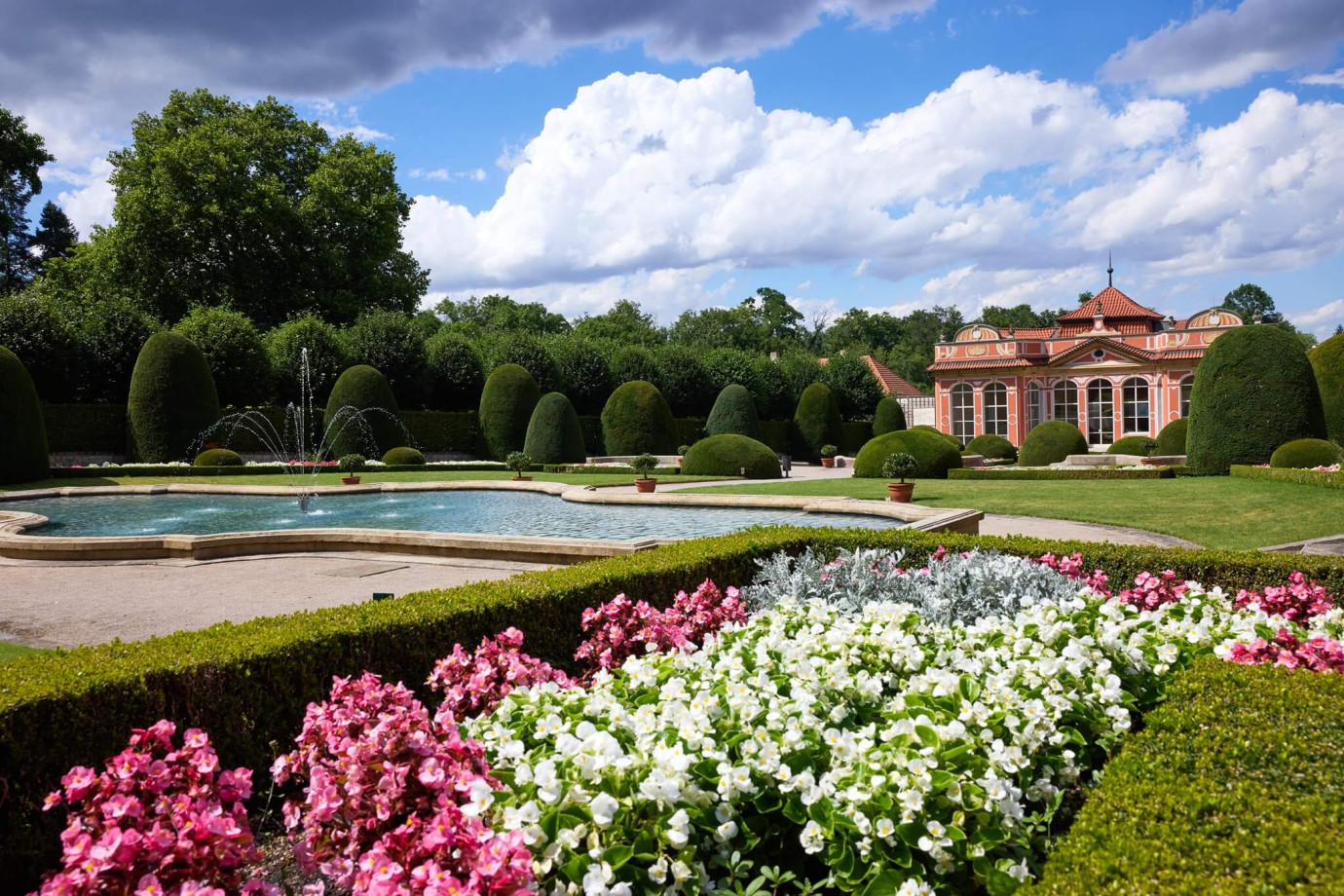 Zahrada Černínského paláce Zahrada Černínského paláce